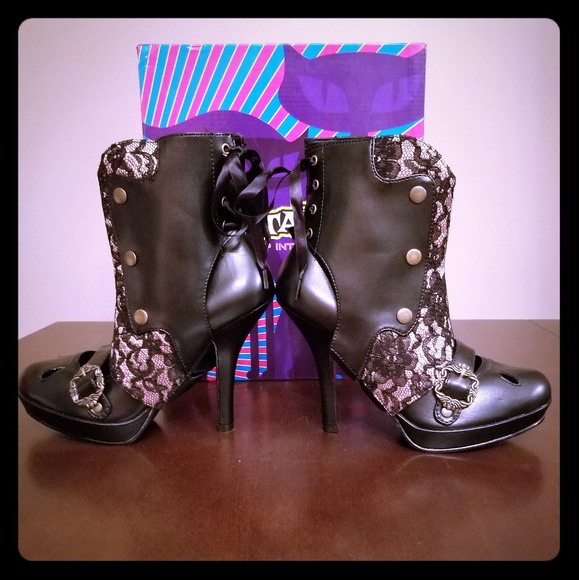 Funtasma Shoes - 🆕️Funtasma Mary Jane Heels